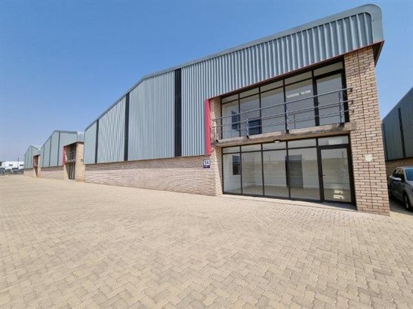 970  m² Industrial space