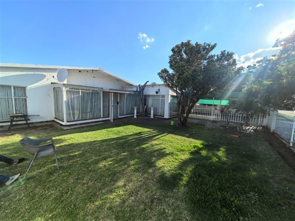3 Bedroom House 3 Bedroom House