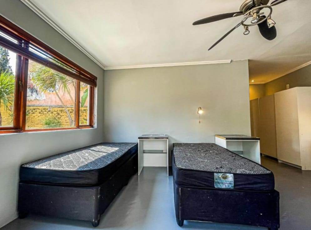 1 Bed Apartment in Auckland Park photo number 13