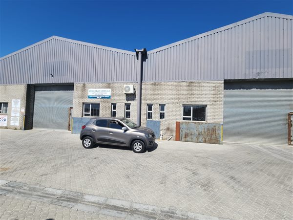 750  m² Industrial space