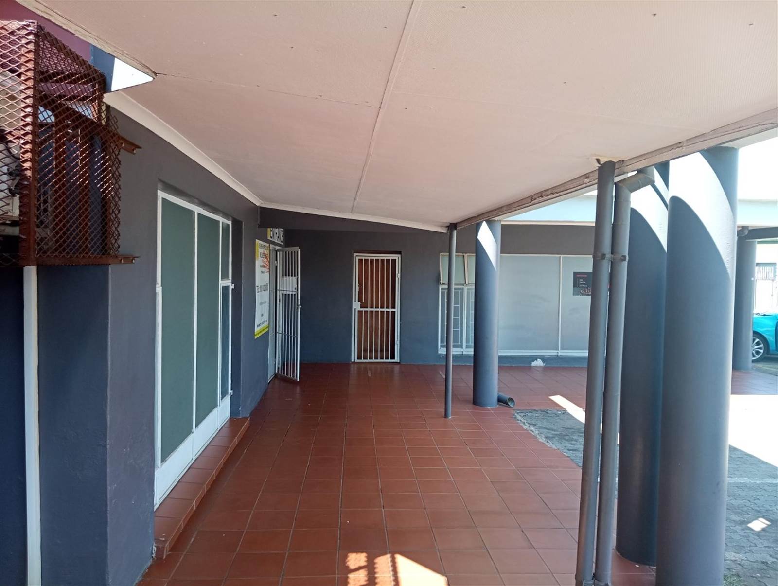 570  m² Commercial space in Bronkhorstspruit photo number 5