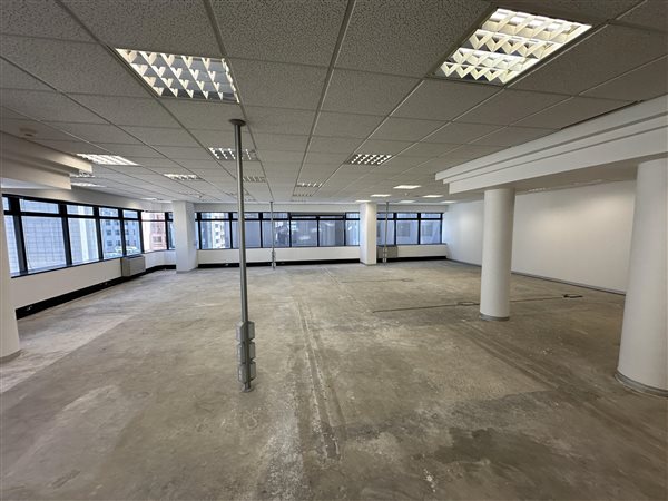 270  m² Commercial space