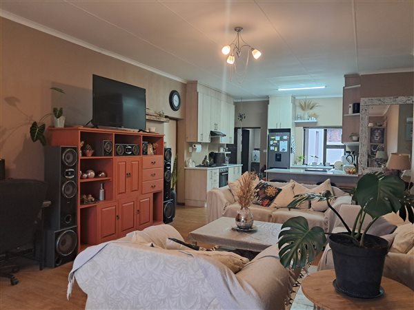 3 Bedroom House 3 Bedroom House