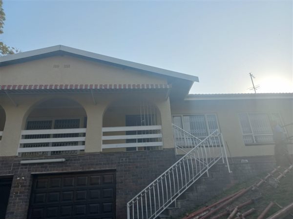 4 Bed House in Atholl Heights