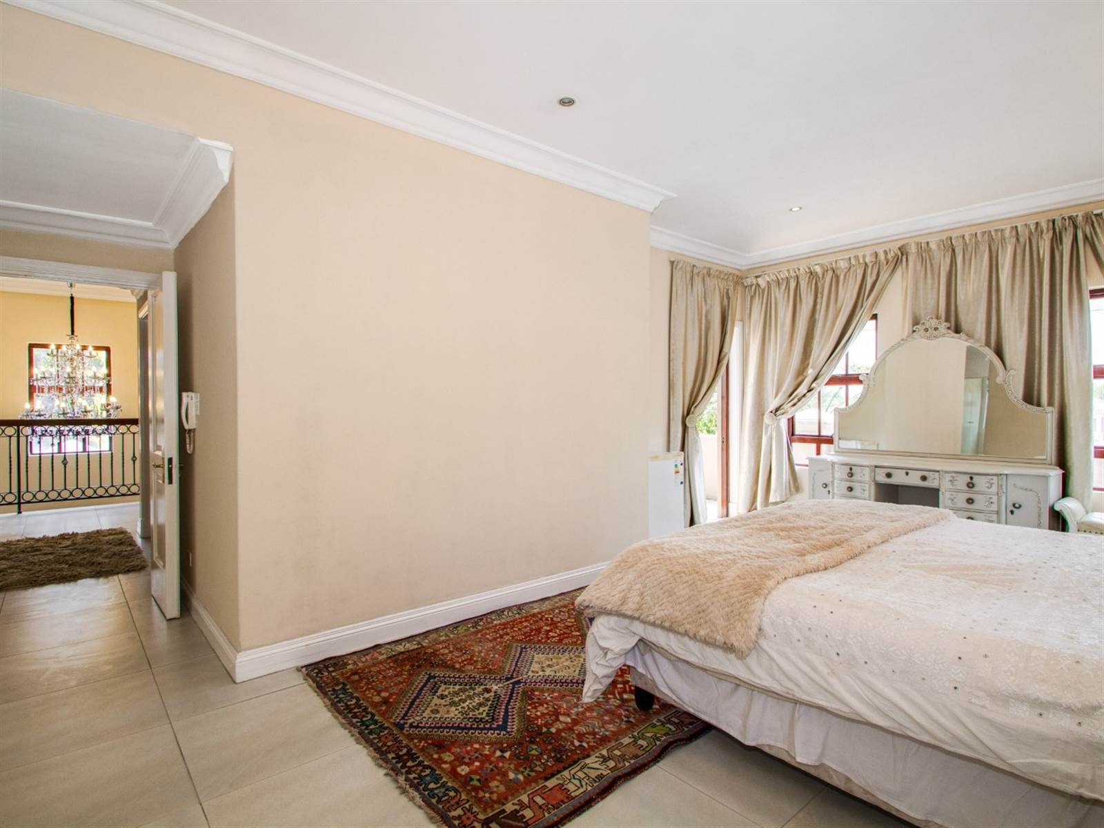 4 Bed House in Dainfern Golf Estate photo number 14