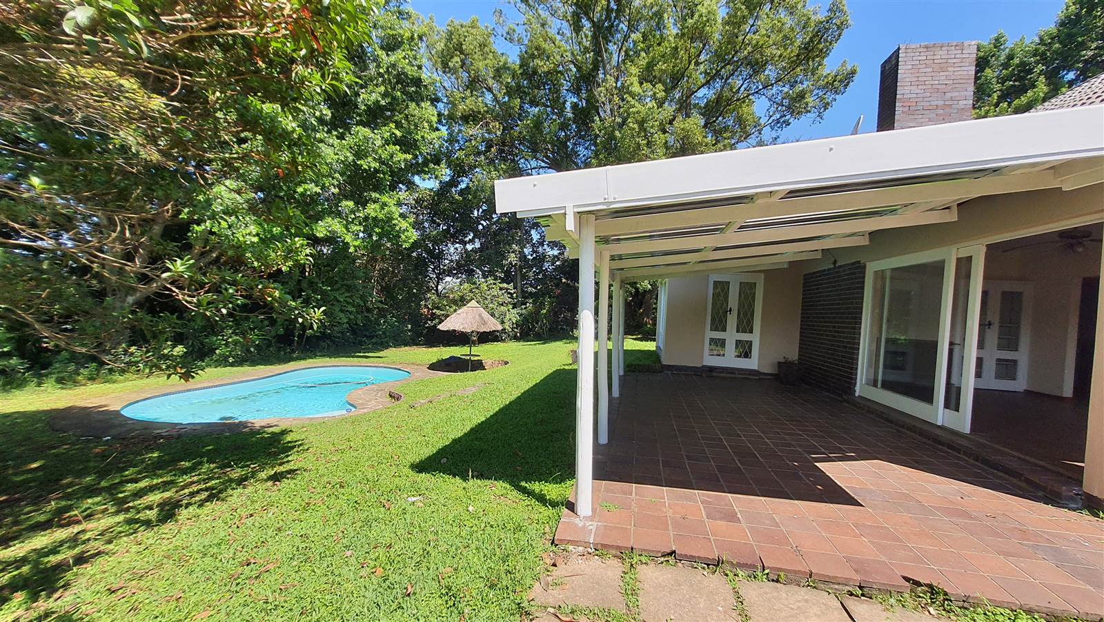 4 Bed House in Kloof photo number 4