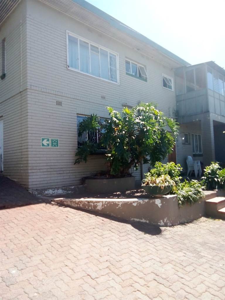 10 Bed House in Auckland Park photo number 6