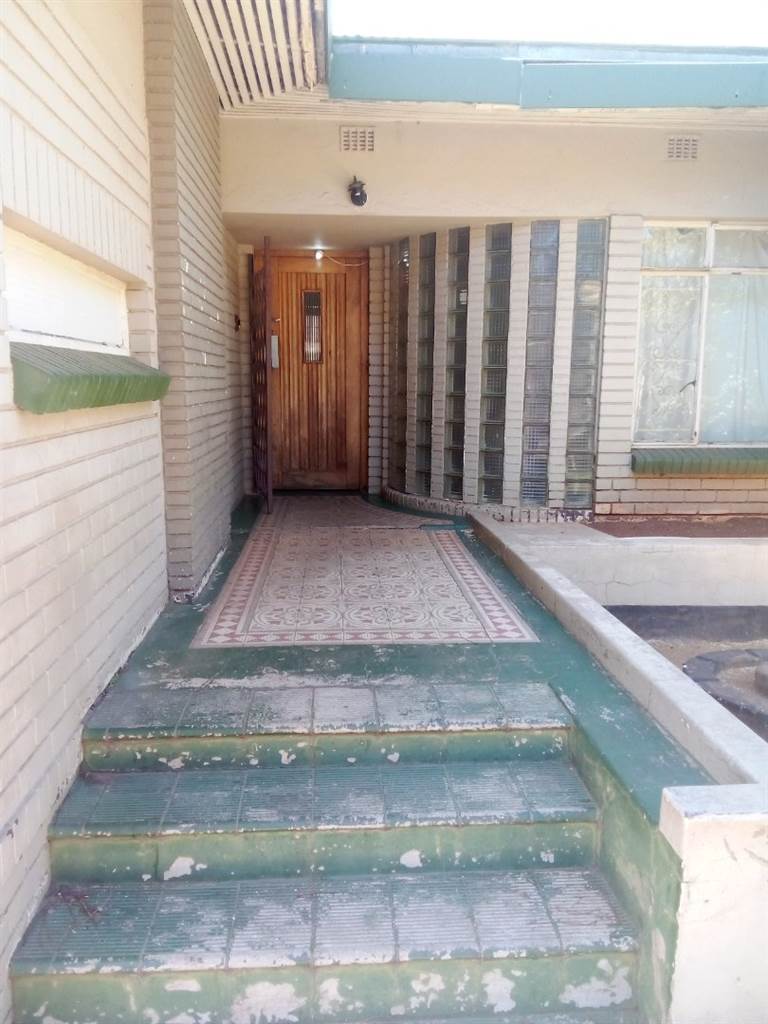 10 Bed House in Auckland Park photo number 1