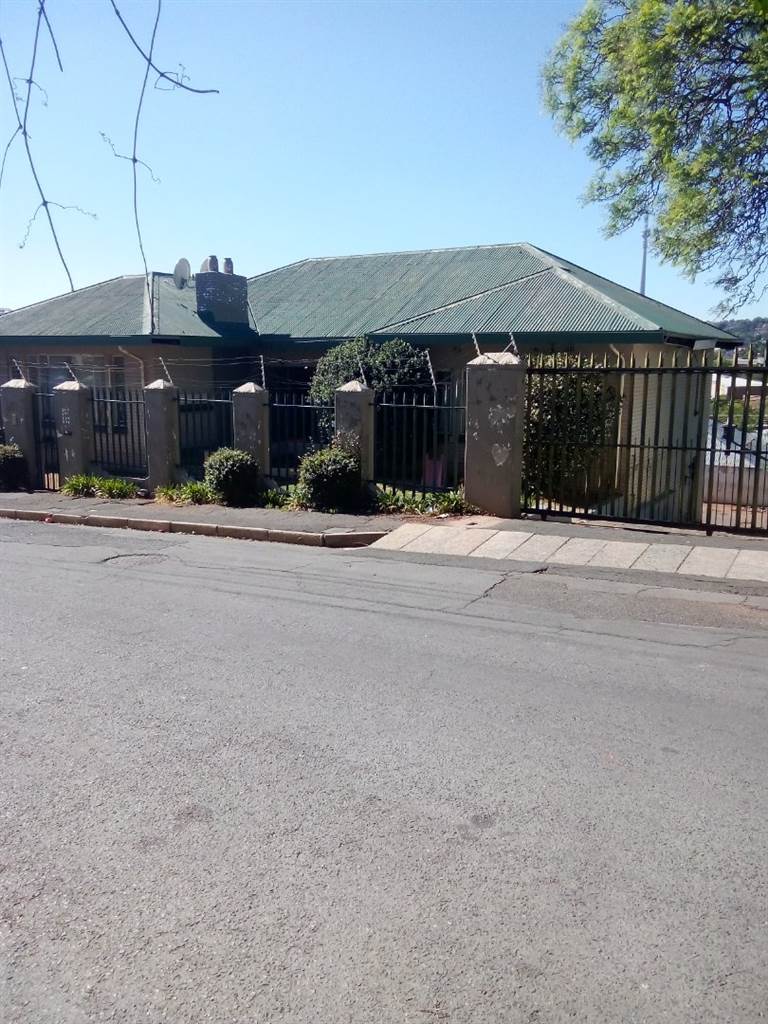 10 Bed House in Auckland Park photo number 4