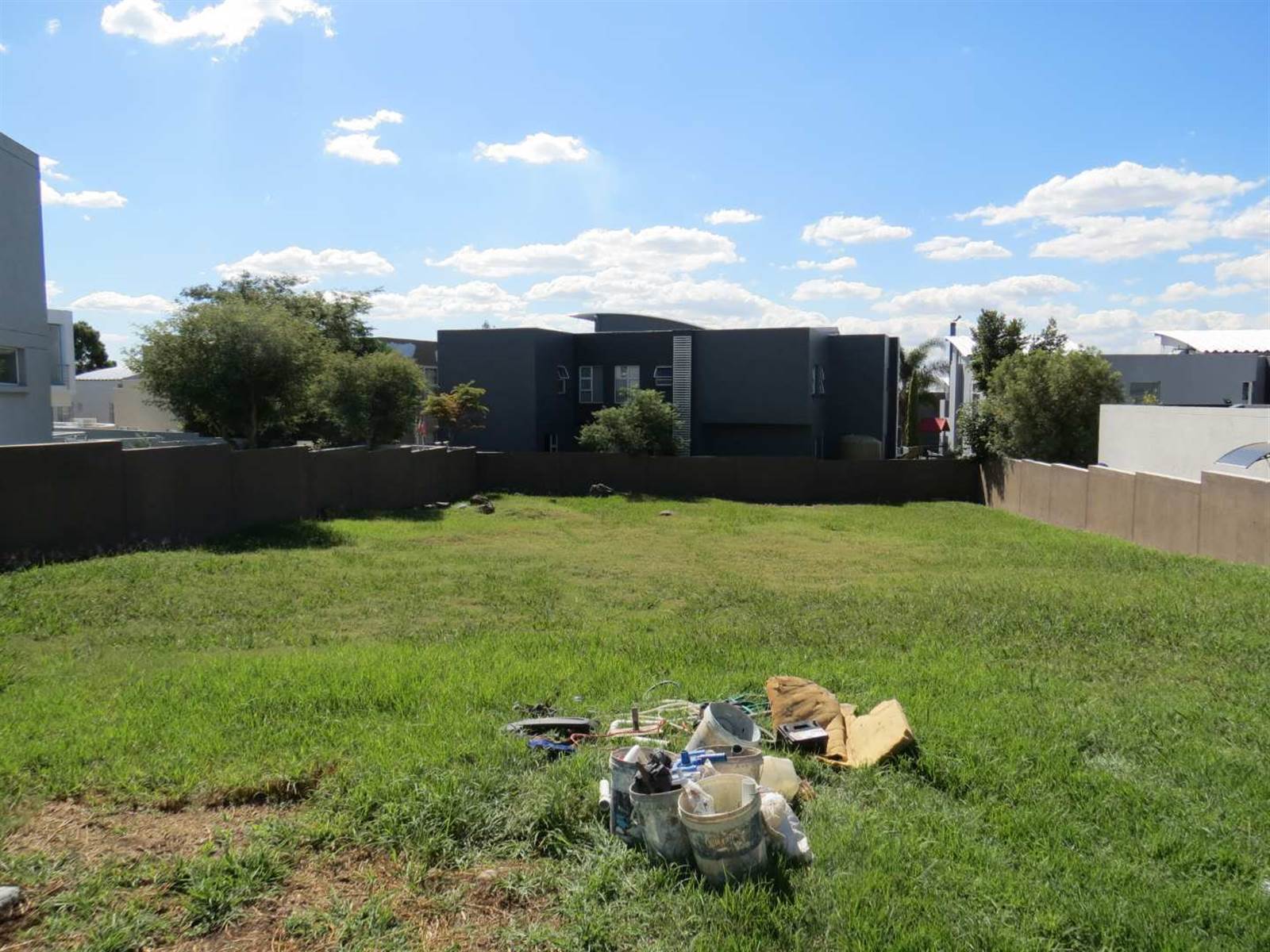 600 m² Land available in Greenstone Hill photo number 7