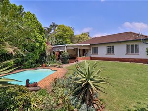 House in Bisley Crest