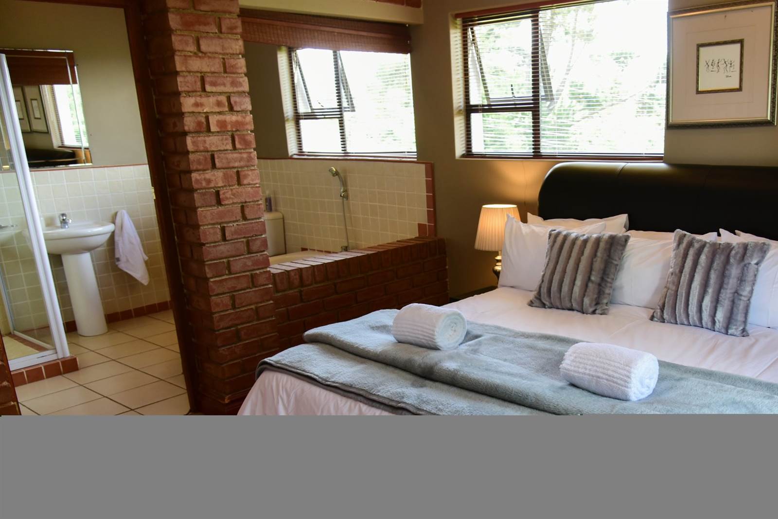 8 Bed House in Dullstroom photo number 23