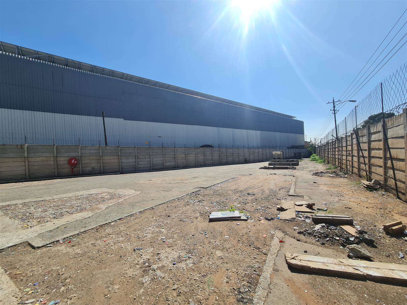 1100  m² Industrial space in Elandsfontein AH photo number 5