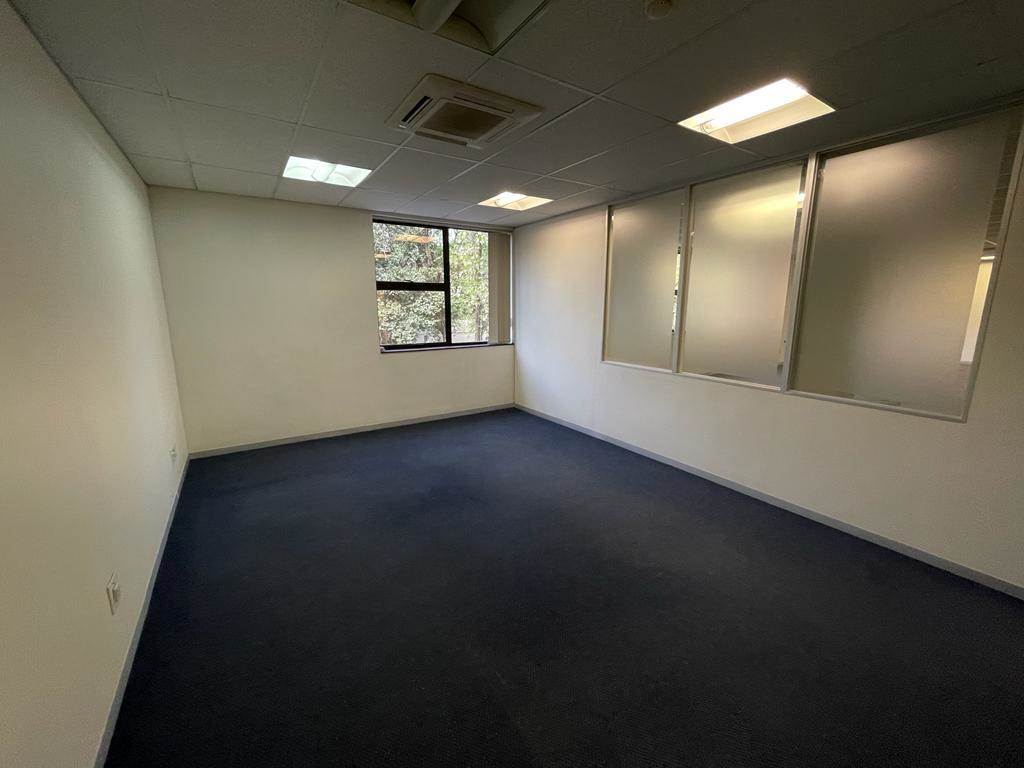 321  m² Commercial space in Rosebank photo number 15