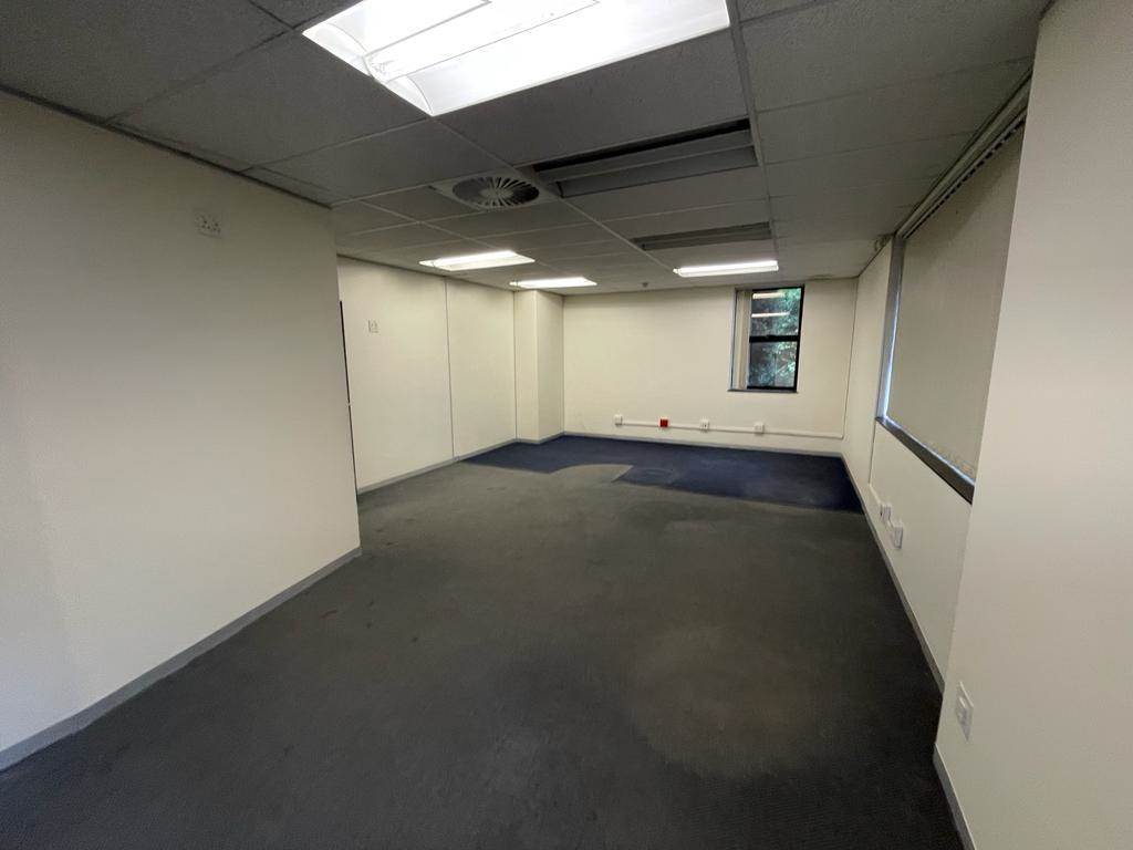 321  m² Commercial space in Rosebank photo number 19