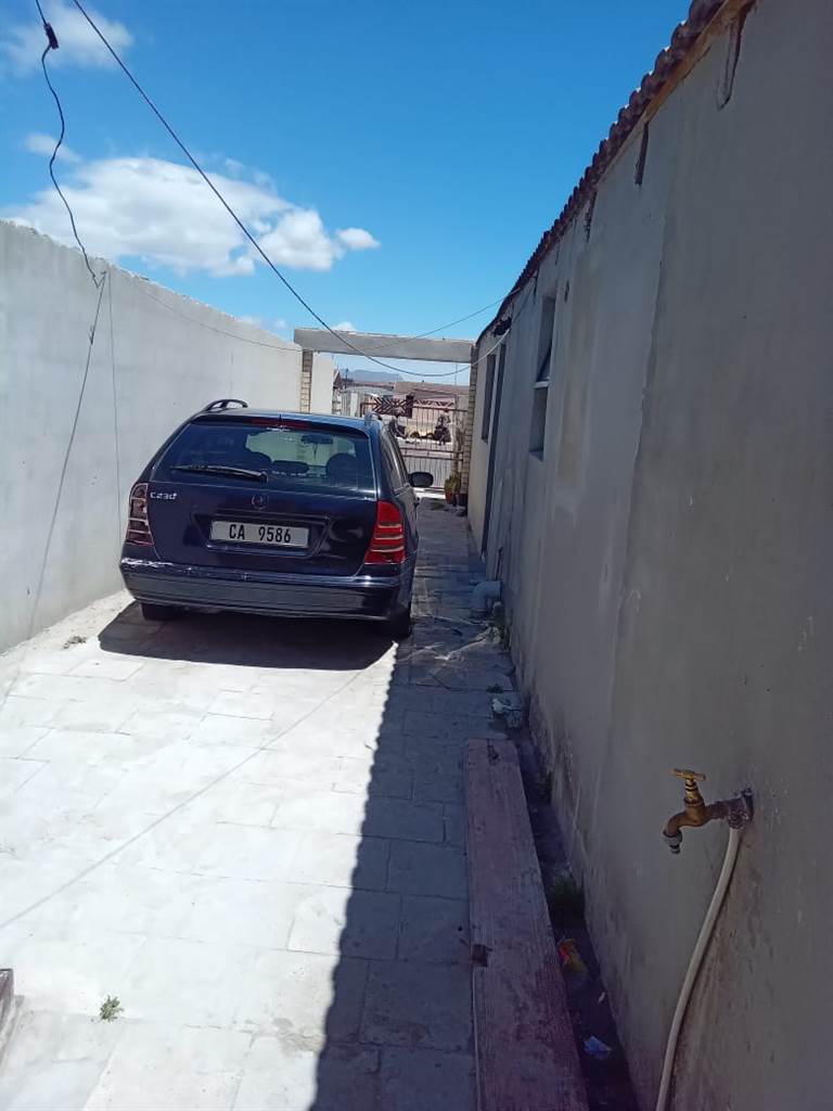 4 Bed House in Nyanga photo number 29