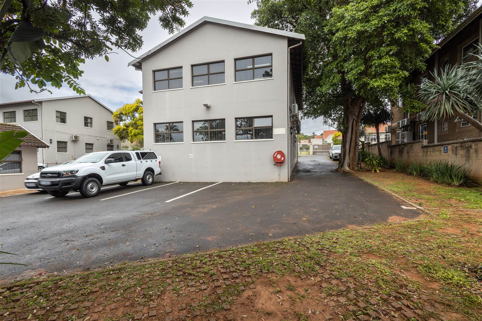 211  m² Commercial space in Durban North photo number 3