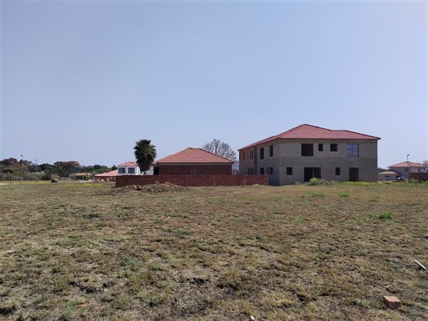 502 m² Land