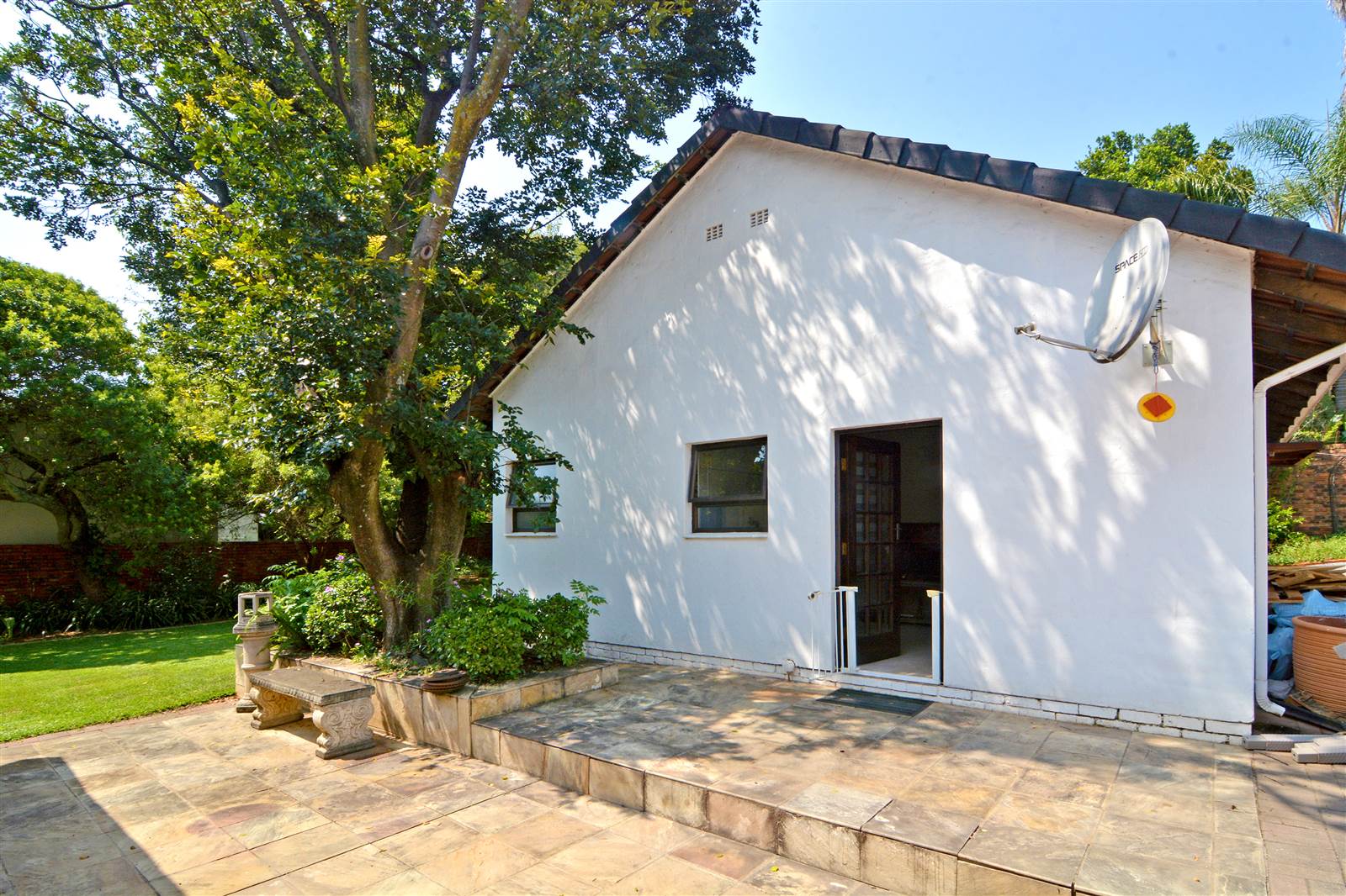 3 Bed House in Fourways Gardens photo number 19