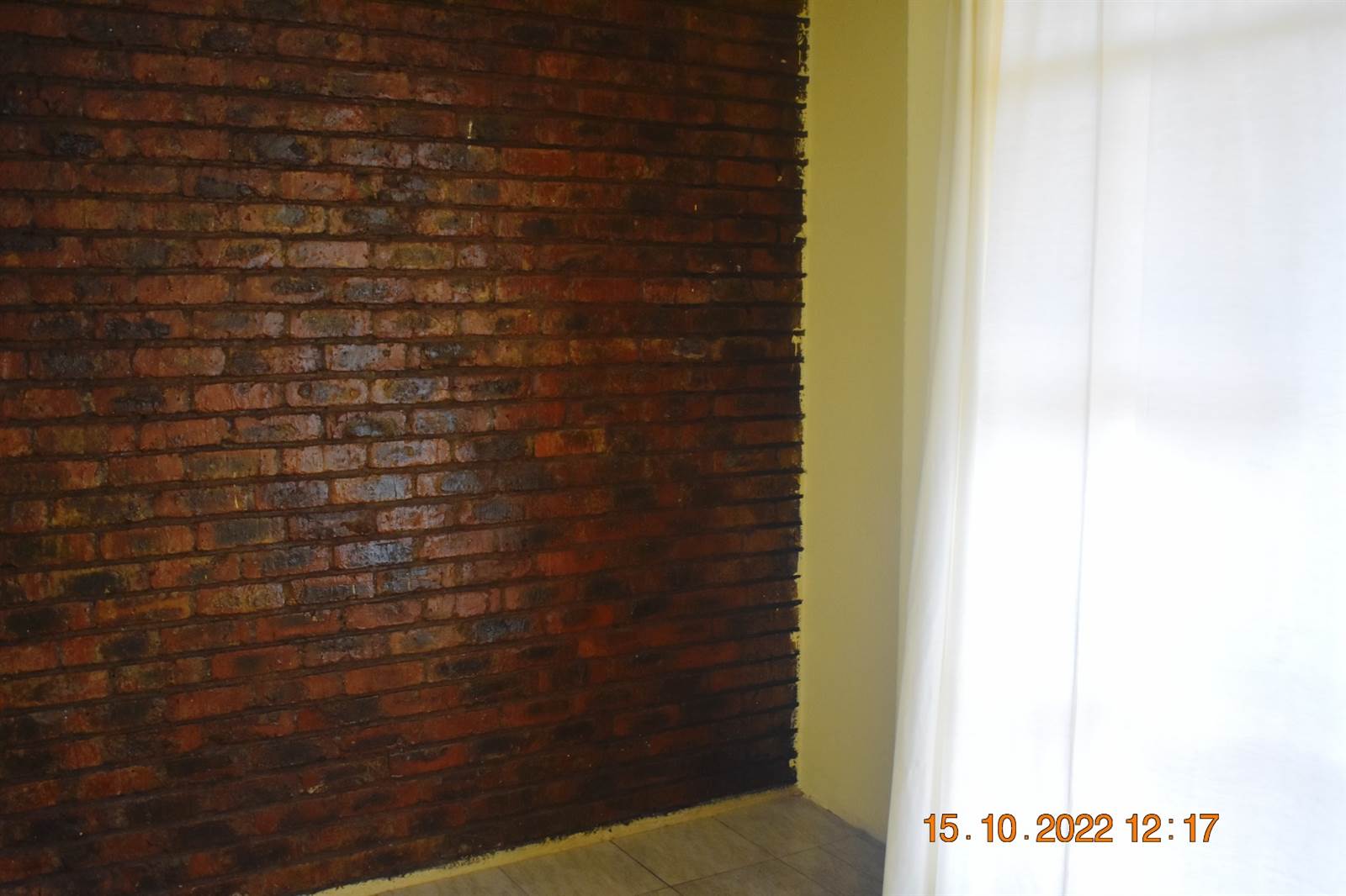 1.5 Bed Apartment in Germiston South photo number 16