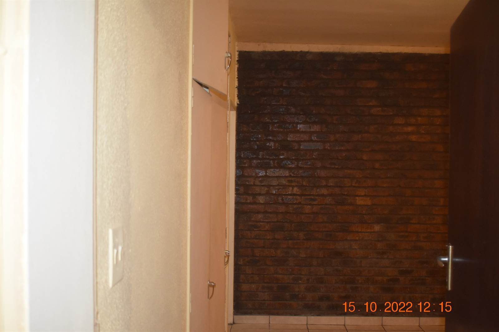 1.5 Bed Apartment in Germiston South photo number 10