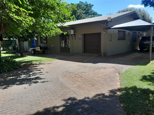3 Bedroom House 3 Bedroom House