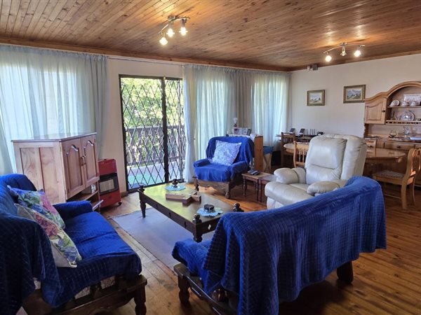 4 Bedroom House 4 Bedroom House