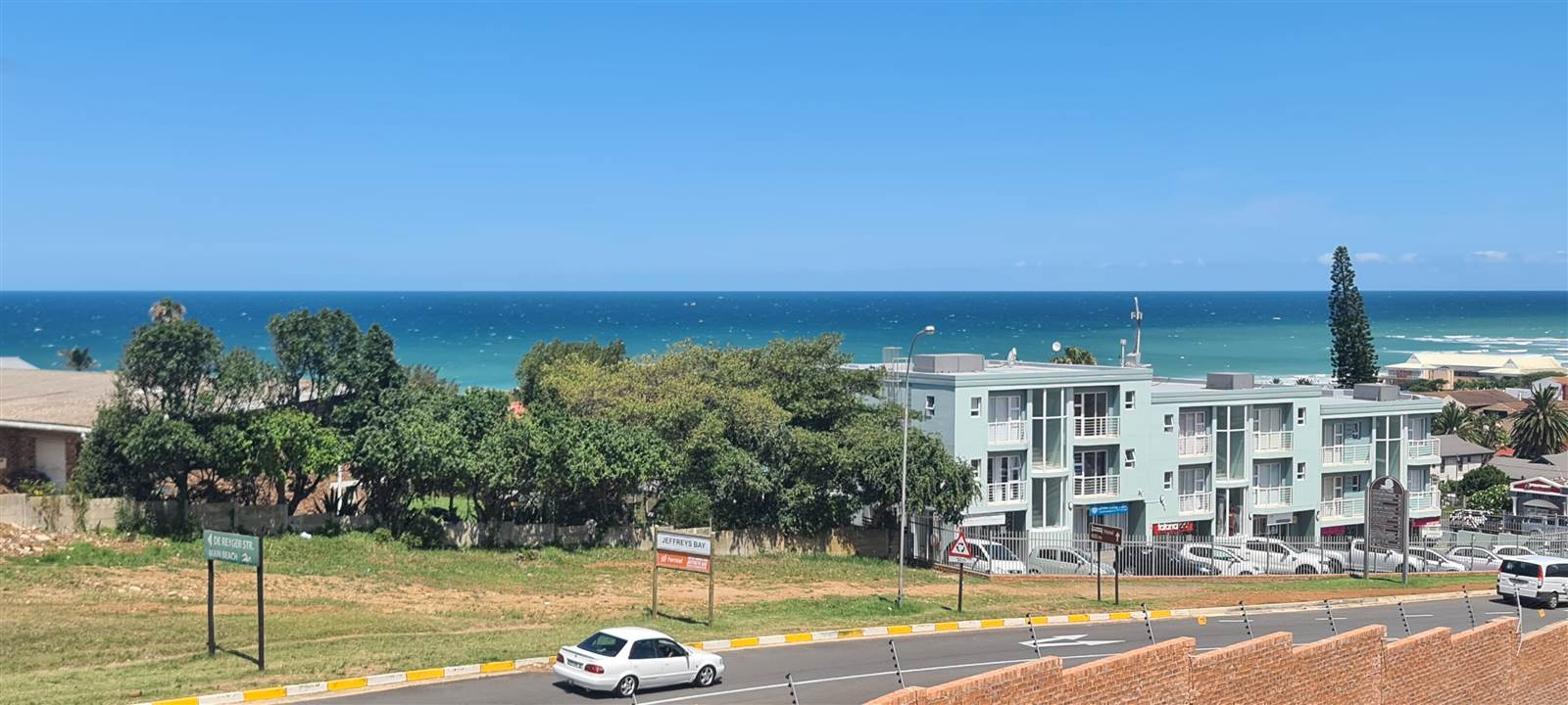 3 Bed Townhouse in Jeffreys Bay photo number 28