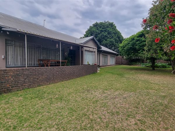 4 Bed House in Middelburg South