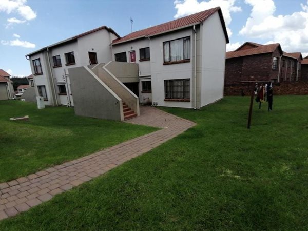 2 Bedroom Townhouse 2 Bedroom Townhouse