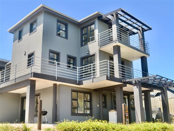 4 Bed House in Knysna Heights