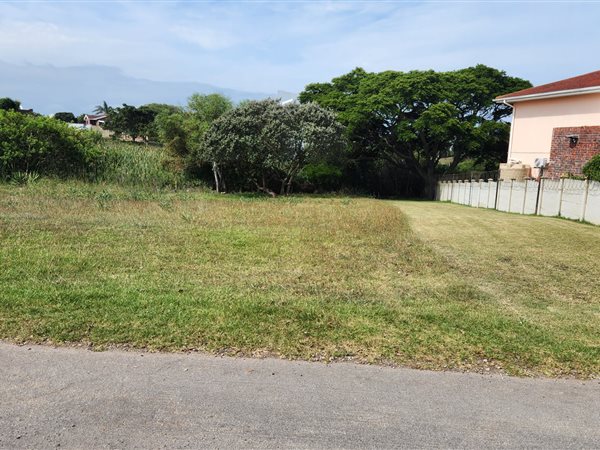 672 m² Land available in Jeffreys Bay