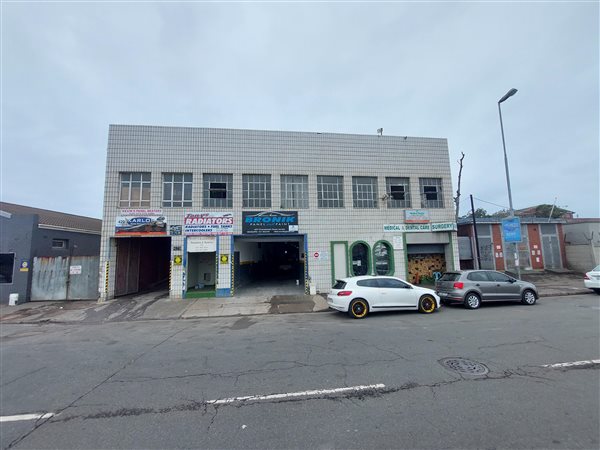 1 500  m² Commercial space