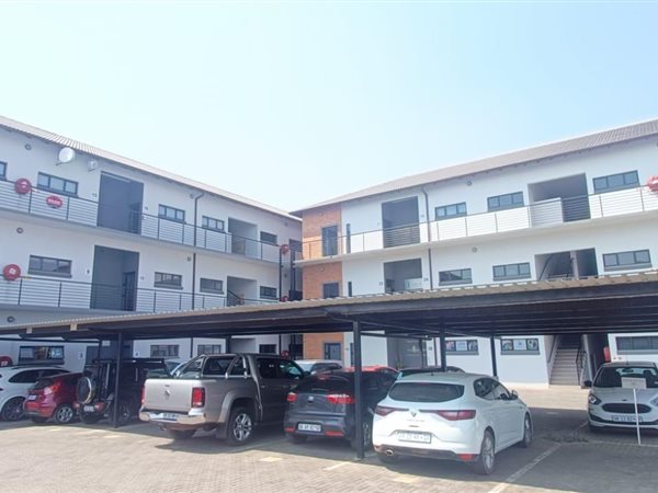 83  m² Commercial space in Silver Lakes