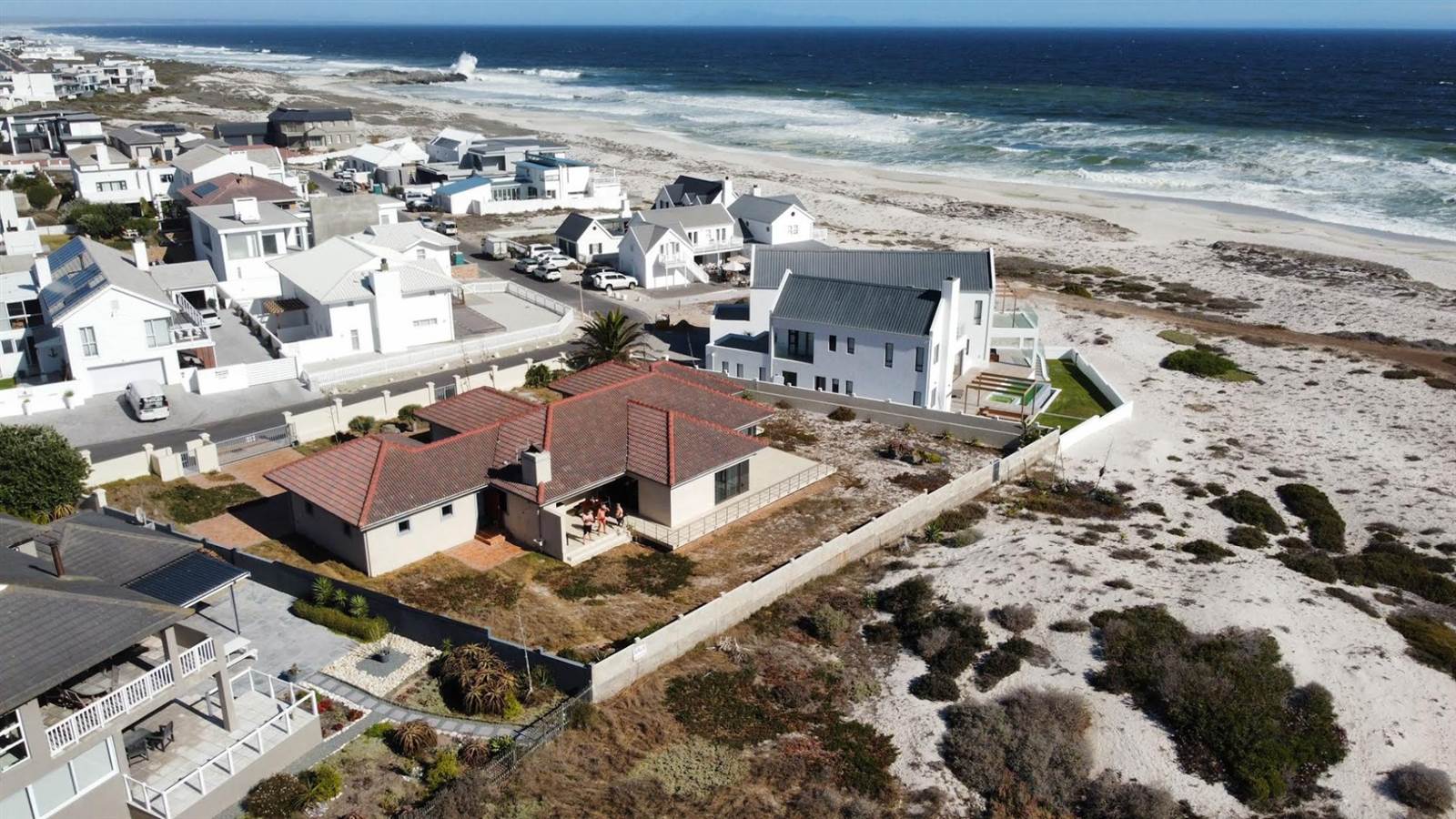 2 Bed House in Yzerfontein photo number 10