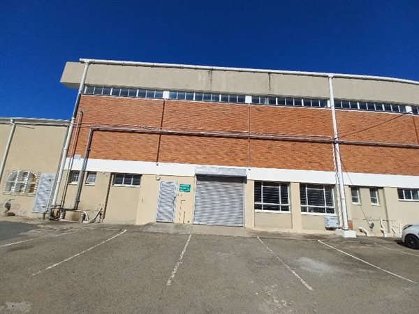 120  m² Industrial space