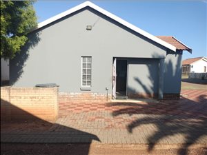 3 Bed House in Chantelle