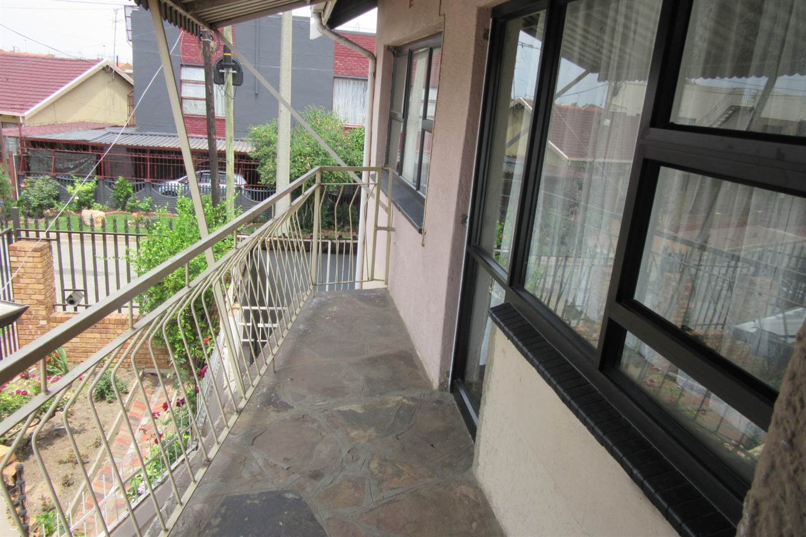 4 Bed House in Actonville photo number 5