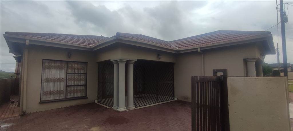3 Bed House in Tekwane photo number 15