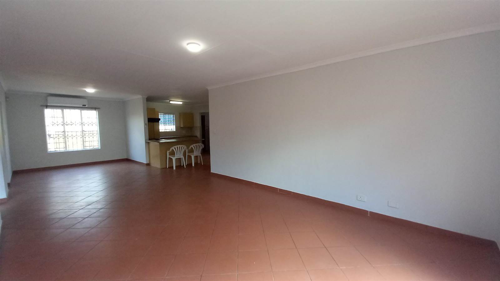 3 Bed Townhouse in Amorosa photo number 20