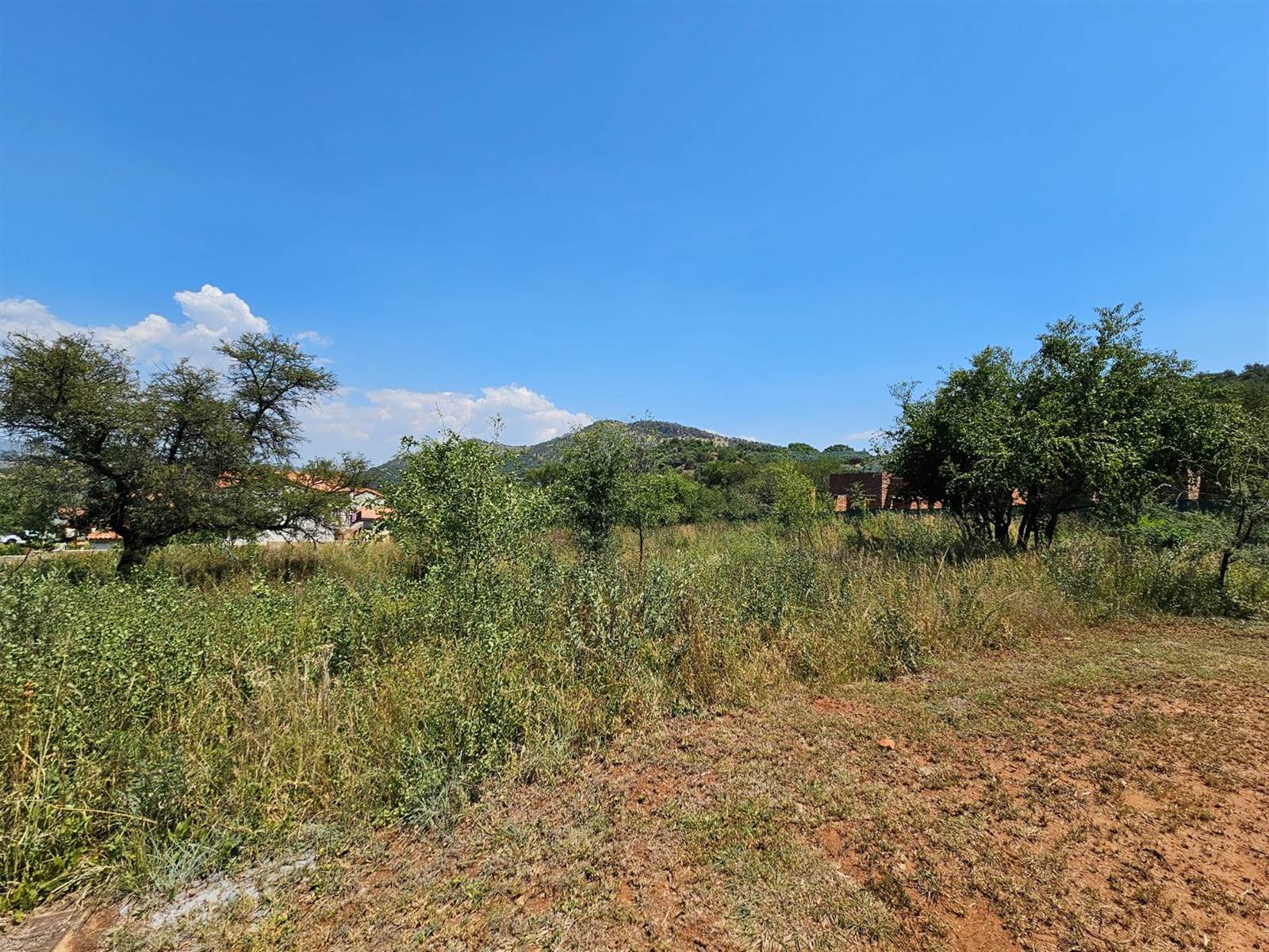 857 m² Land available in Broederstroom photo number 3