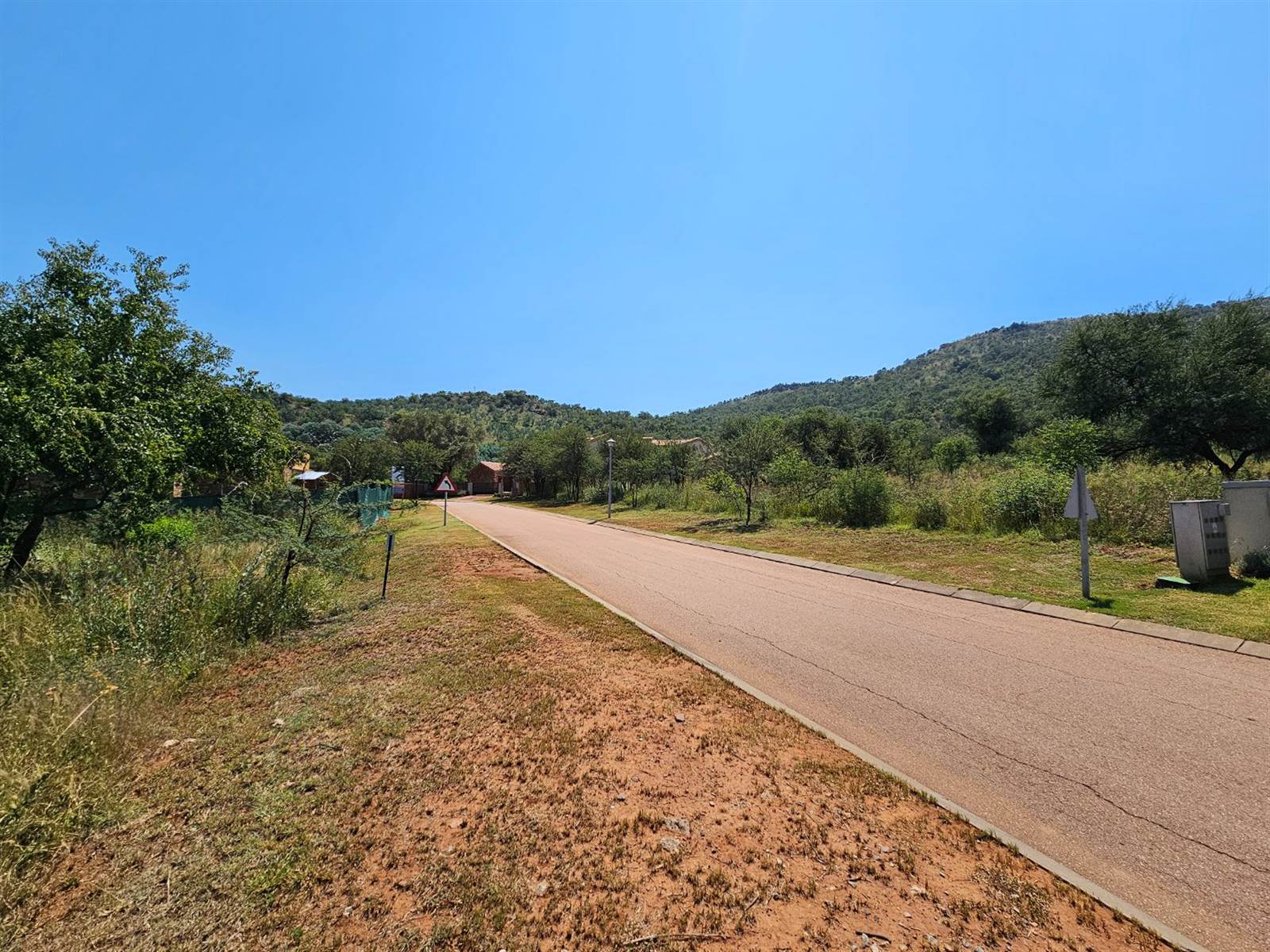 857 m² Land available in Broederstroom photo number 4