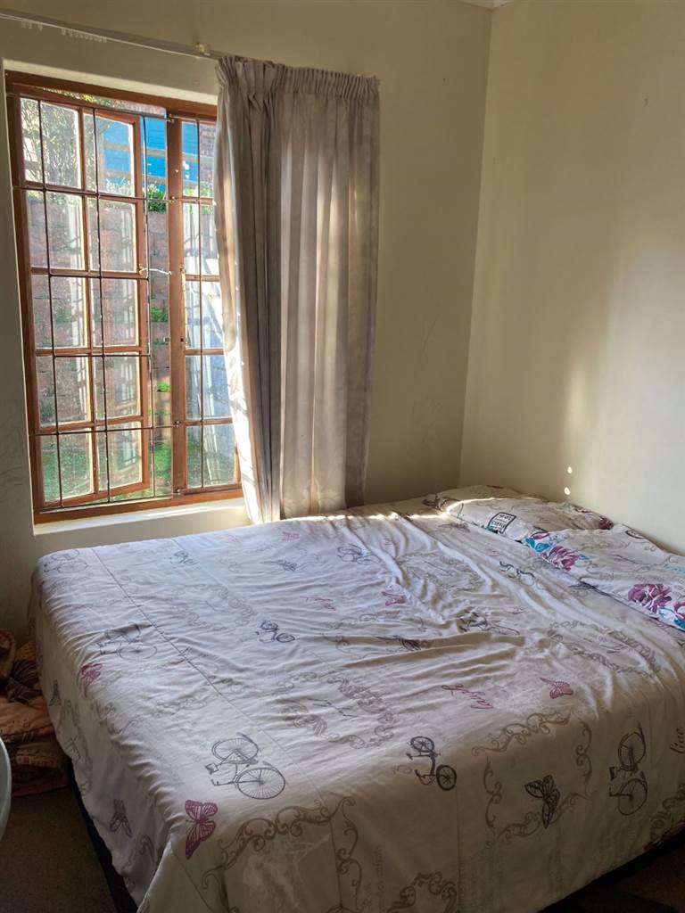 2 Bed House in Kokstad photo number 11