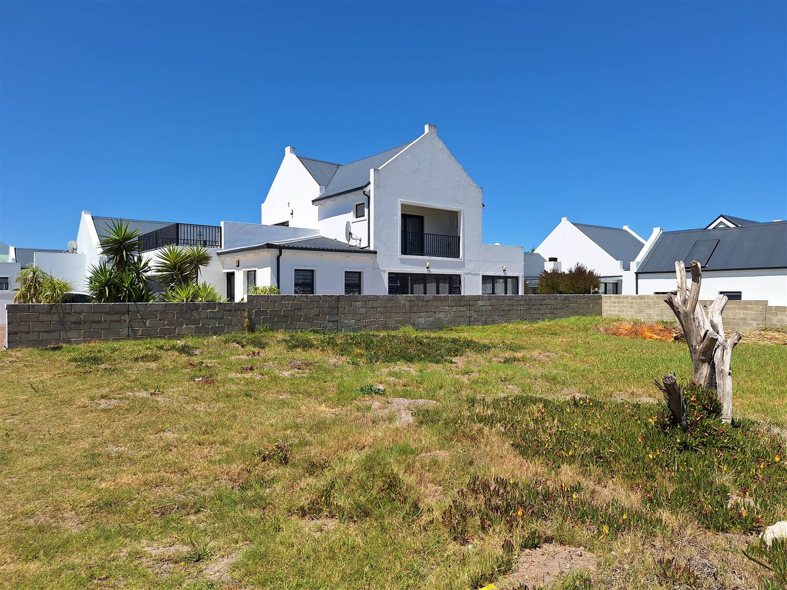 329 m² Land available in Sandbaai photo number 1
