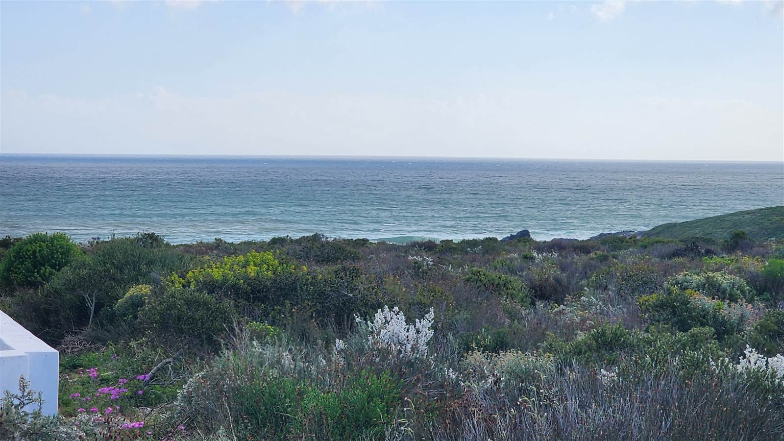 650 m² Land available in Grotto Bay photo number 16
