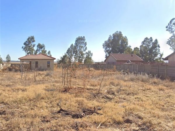 792 m² Land