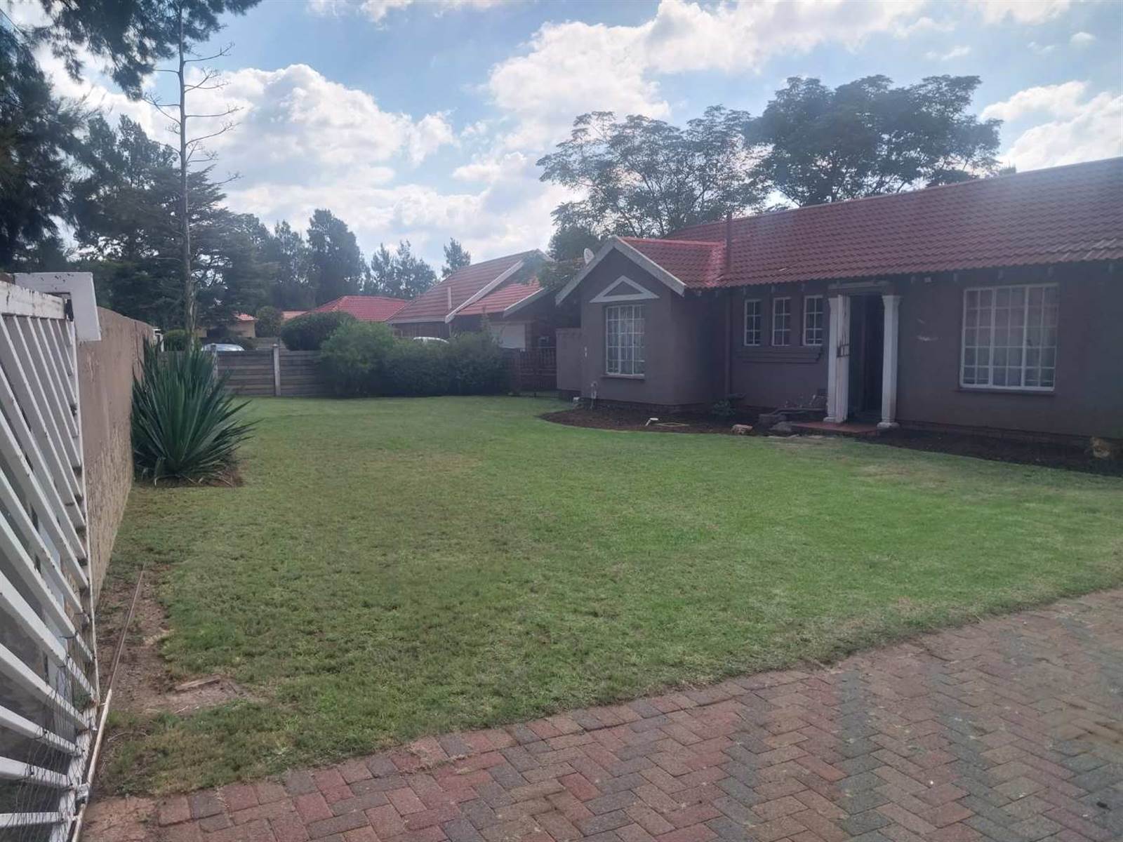 3 Bed House in Alberton photo number 5
