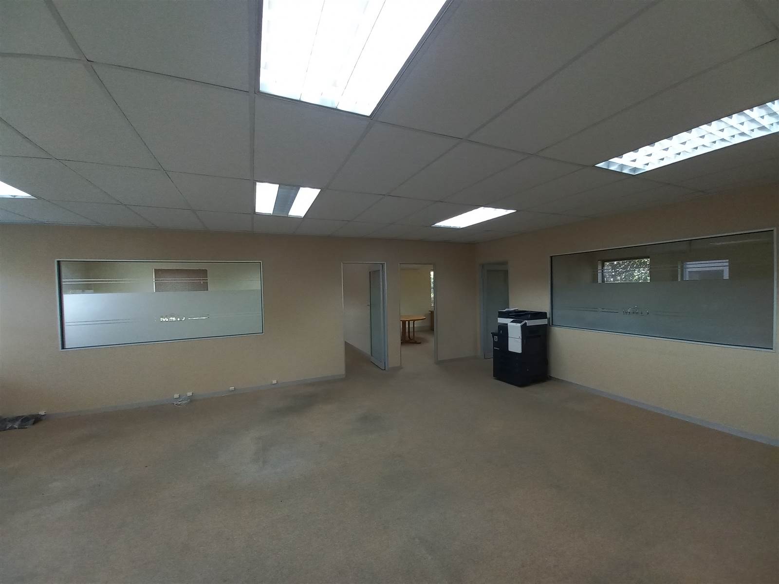 122  m² Commercial space in Kenilworth photo number 14