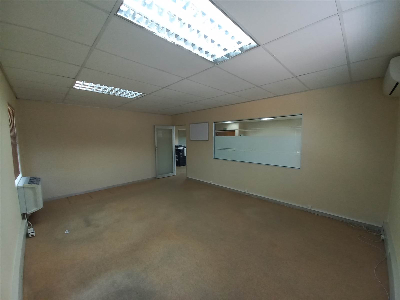 122  m² Commercial space in Kenilworth photo number 9
