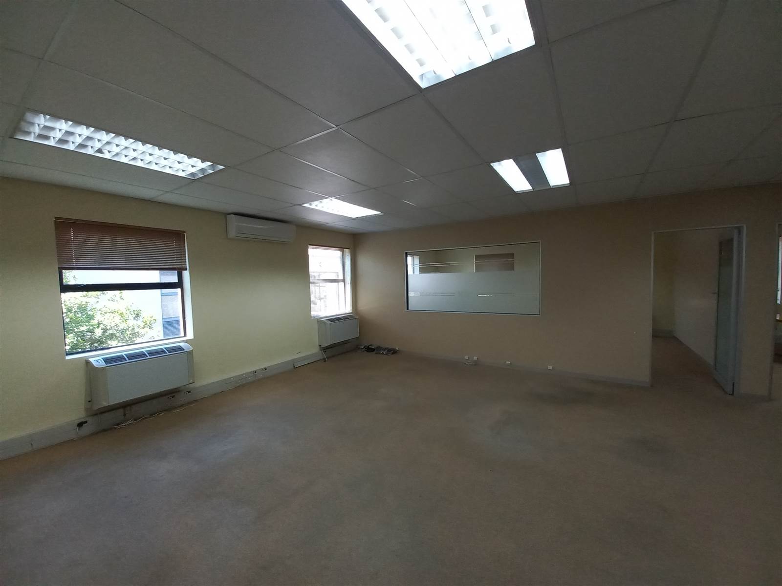 122  m² Commercial space in Kenilworth photo number 15